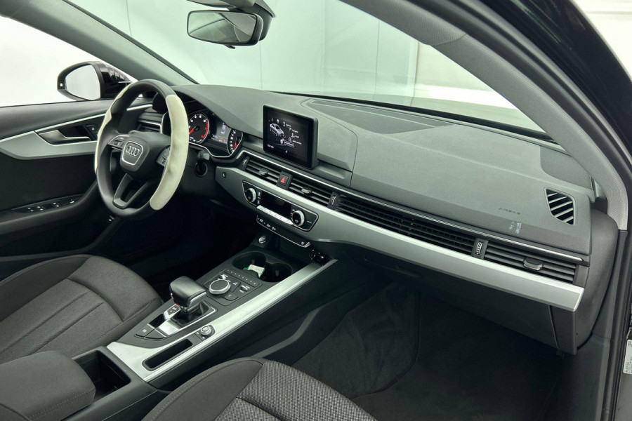 Audi A4 Limousine 1.4 TFSI Sport Pro Line (NL-auto, Automaat, Navi, Airco, Cruise Con, Etc)