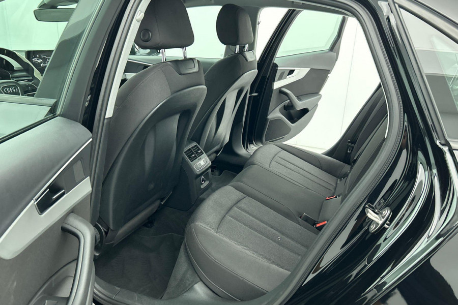 Audi A4 Limousine 1.4 TFSI Sport Pro Line (NL-auto, Automaat, Navi, Airco, Cruise Con, Etc)