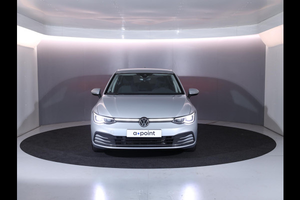 Volkswagen Golf 1.4 eHybrid Style 204 pk Automaat (DSG) | Navigatie | Parkeersensoren | Adaptieve cruise control | LED koplampen | Stoelverwarming |