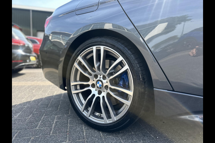 BMW 3-serie 320i Edition M Sport High Executive ZEER COMPLEET | UNIEKE KMSTAND! | ORIG. NL | COMPLEET DEALER ONDERHOUDEN | RIJKLAARPIJS INCL. 12mnd BOVAG