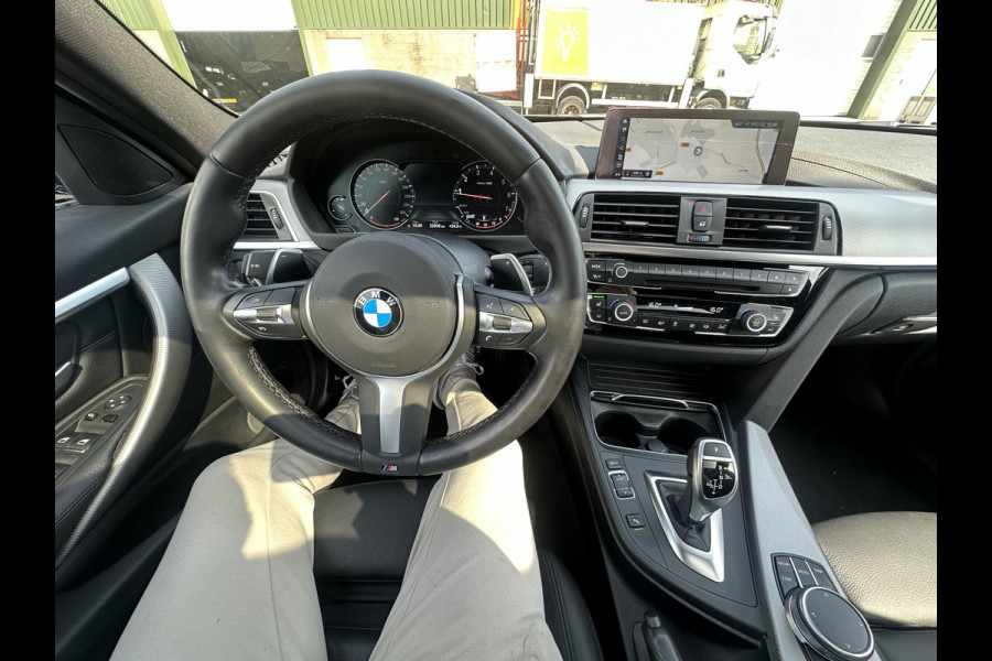 BMW 3-serie 320i Edition M Sport High Executive ZEER COMPLEET | UNIEKE KMSTAND! | ORIG. NL | COMPLEET DEALER ONDERHOUDEN | RIJKLAARPIJS INCL. 12mnd BOVAG