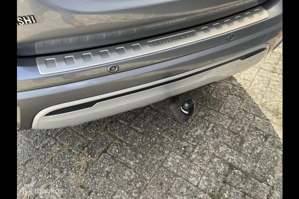 Mitsubishi Outlander 2.4 PHEV Instyle|trekaak|Carplay|leer