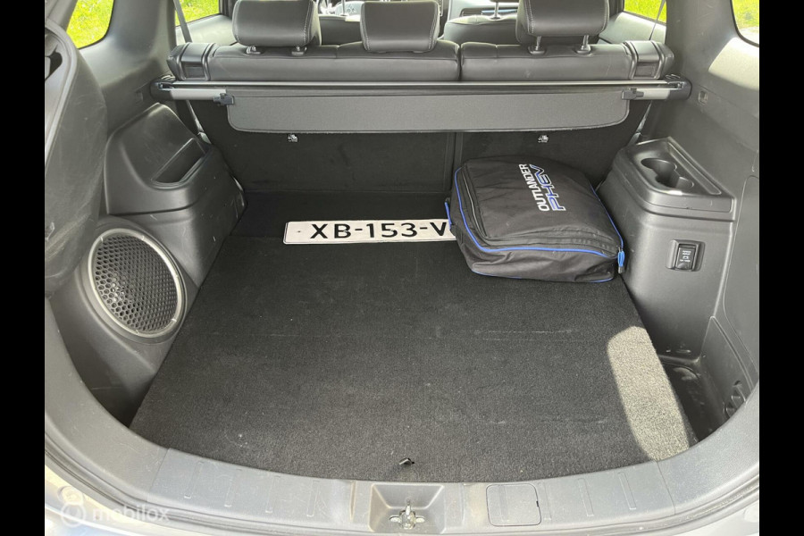 Mitsubishi Outlander 2.4 PHEV Instyle|trekaak|Carplay|leer