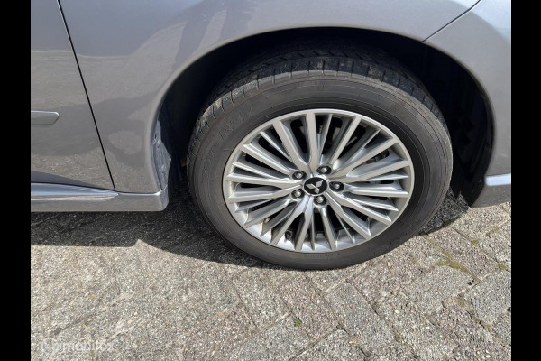 Mitsubishi Outlander 2.4 PHEV Instyle|trekaak|Carplay|leer