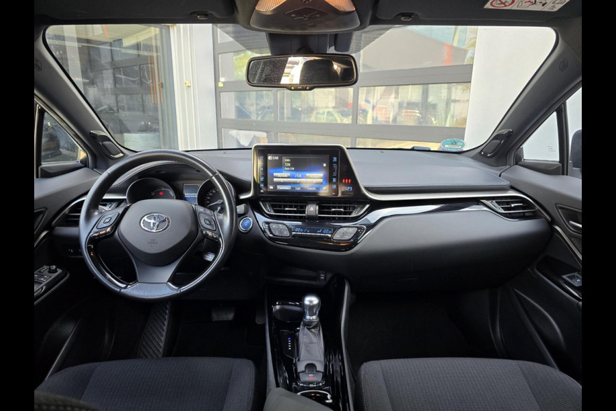 Toyota C-HR 1.8 Hybrid Bi-Tone|1e eig|parkeerass|JBL|adaptive