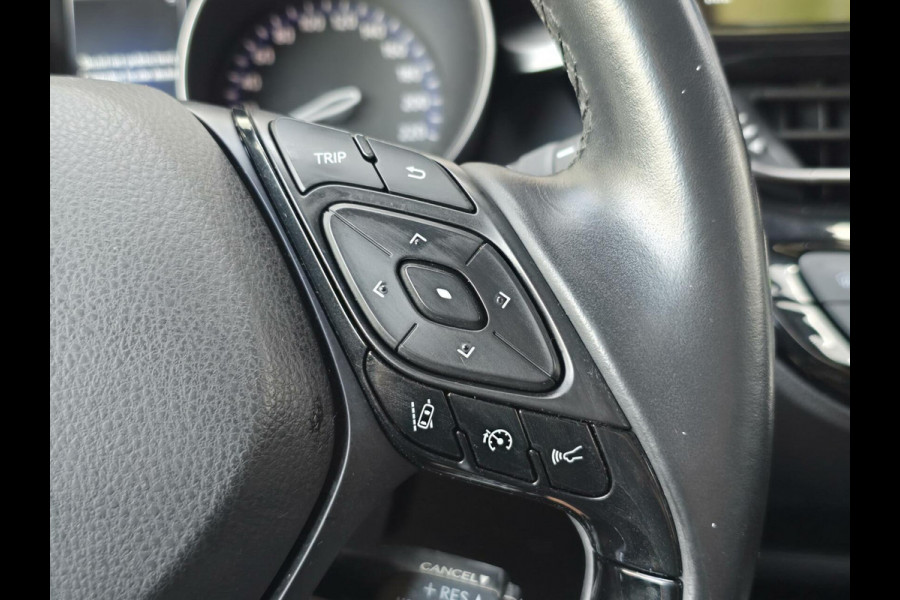 Toyota C-HR 1.8 Hybrid Bi-Tone|1e eig|parkeerass|JBL|adaptive