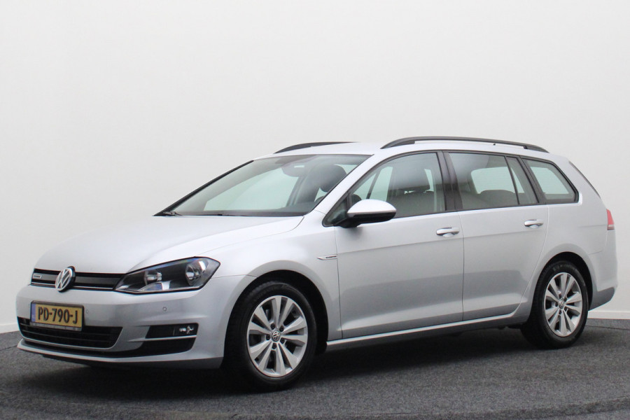 Volkswagen GOLF Variant 1.0 TSI DSG Comfortline Climate, Cruise, Navigatie, Bluetooth, Apple Carplay, PDC, DAB, 16''