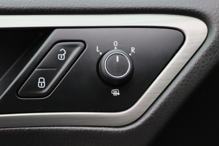Volkswagen GOLF Variant 1.0 TSI DSG Comfortline Climate, Cruise, Navigatie, Bluetooth, Apple Carplay, PDC, DAB, 16''