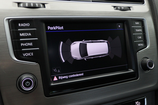 Volkswagen GOLF Variant 1.0 TSI DSG Comfortline Climate, Cruise, Navigatie, Bluetooth, Apple Carplay, PDC, DAB, 16''