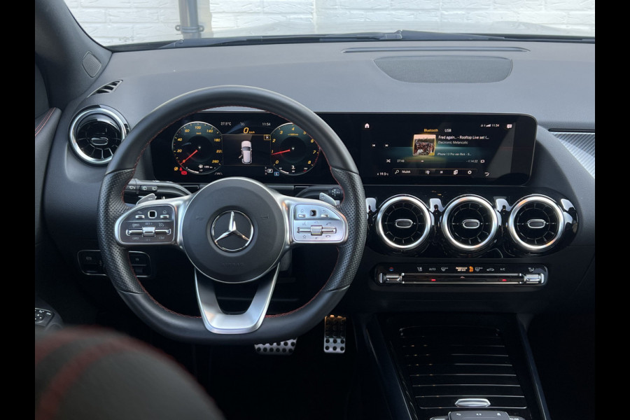 Mercedes-Benz GLA 200 AMG Line | Night | Pano | 360 Camera | Dodehoek