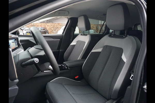 Opel Astra Sports Tourer 1.2 Turbo Business Edition