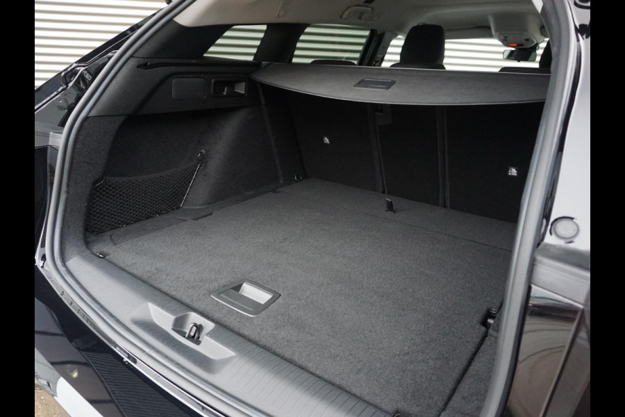Opel Astra Sports Tourer 1.2 Turbo Business Edition