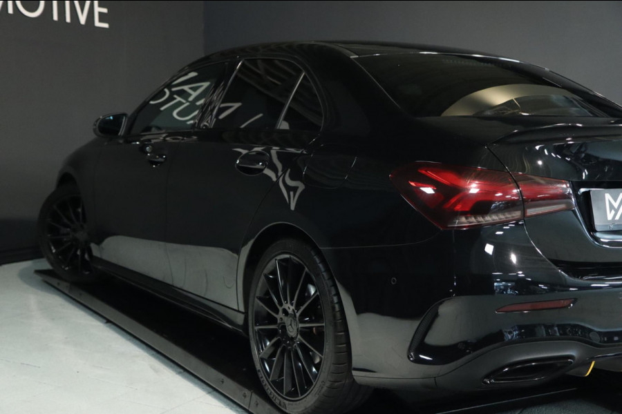 Mercedes-Benz A-Klasse A 220 AMG Line / 2X MEMORY / KEYLESS / CAMERA / CARPLAY
