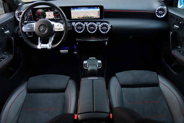 Mercedes-Benz A-Klasse A 220 AMG Line / 2X MEMORY / KEYLESS / CAMERA / CARPLAY