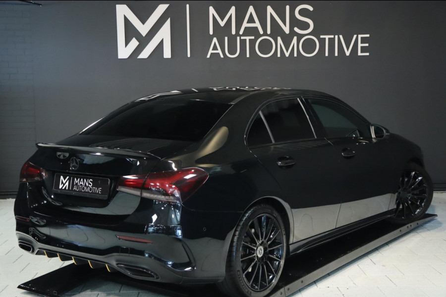 Mercedes-Benz A-Klasse A 220 AMG Line / 2X MEMORY / KEYLESS / CAMERA / CARPLAY