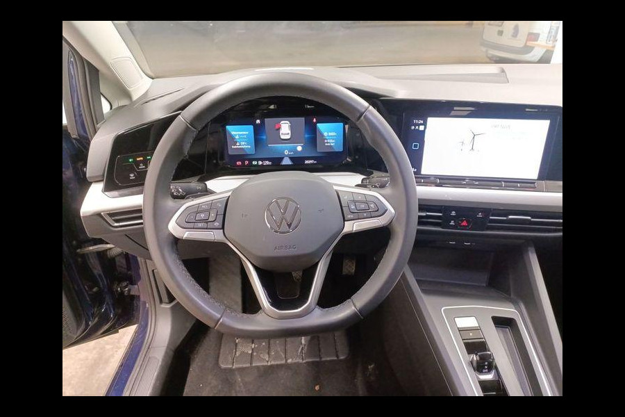 Volkswagen Golf 1.0 eTSI Life Business Airco ECC Navi Carplay Wireless Full LED PDC VA + Camera Ambiente Verlichting