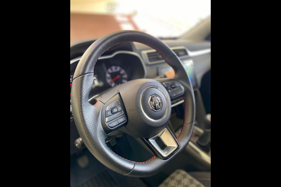 MG ZS 1.5 Comfort Line Carplay Navi Airco
