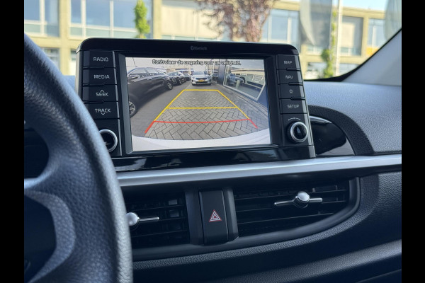 Kia Picanto 1.0 CVVT ComfortPlusLine Navigator | Nederlandse dealer onderhouden auto | Navigatie | Achteruitrijcamera | Apple Carplay