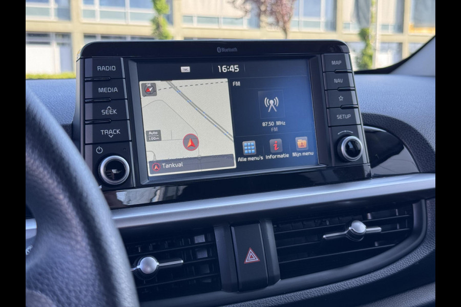Kia Picanto 1.0 CVVT ComfortPlusLine Navigator | Nederlandse dealer onderhouden auto | Navigatie | Achteruitrijcamera | Apple Carplay