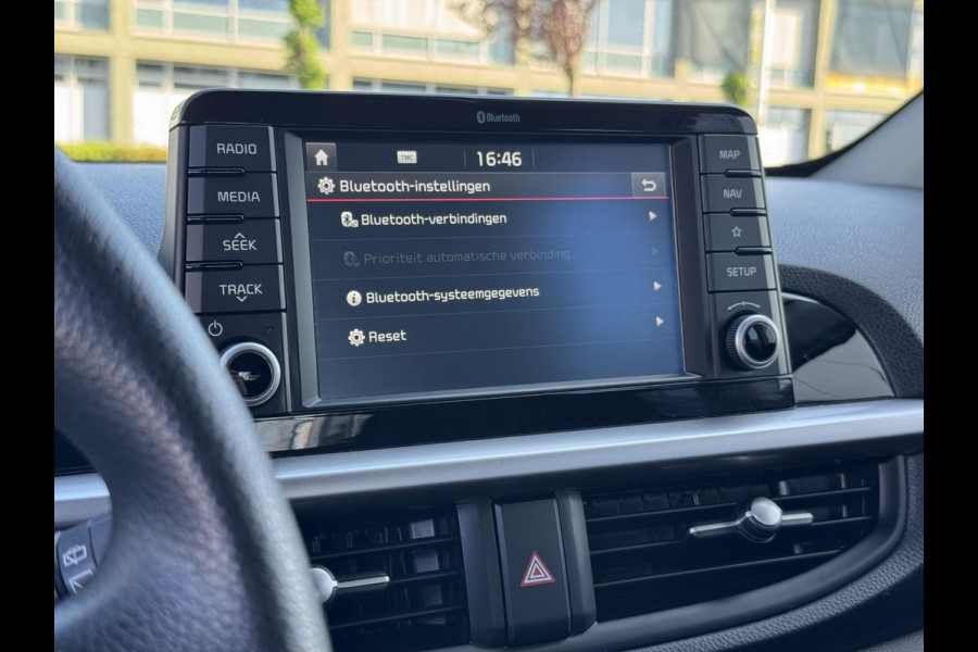 Kia Picanto 1.0 CVVT ComfortPlusLine Navigator | Nederlandse dealer onderhouden auto | Navigatie | Achteruitrijcamera | Apple Carplay