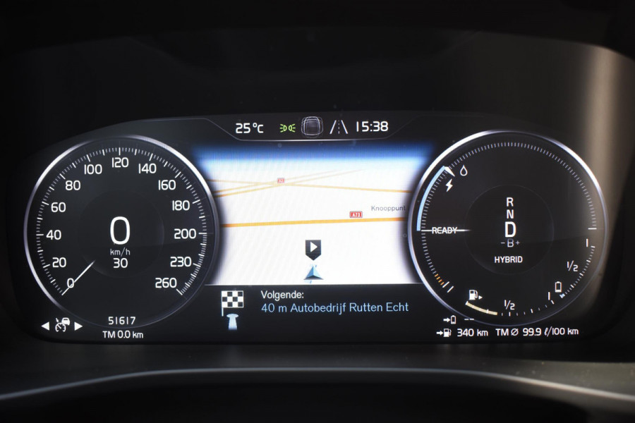 Volvo XC40 T5 262PK Automaat Recharge Ultimate Dark / Adaptieve Cruisecontrol / Elektr. schuifdak / Leer / Stoelverwarming / Stuurverwarming / Elektrische Stoelen / Trekhaak / Elektr. achterklep / Harman Kardon / 360 graden camera