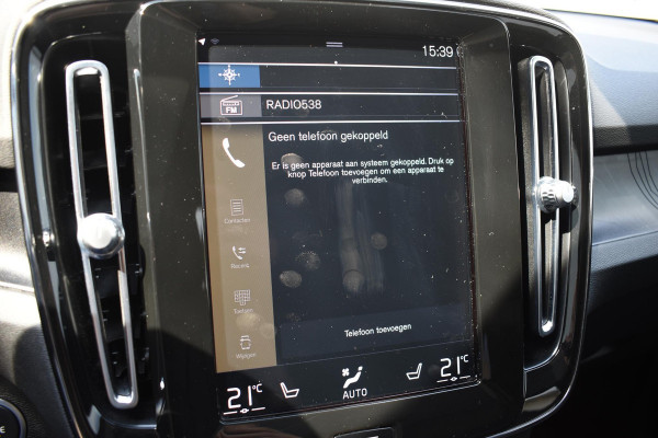 Volvo XC40 T5 262PK Automaat Recharge Ultimate Dark / Adaptieve Cruisecontrol / Elektr. schuifdak / Leer / Stoelverwarming / Stuurverwarming / Elektrische Stoelen / Trekhaak / Elektr. achterklep / Harman Kardon / 360 graden camera