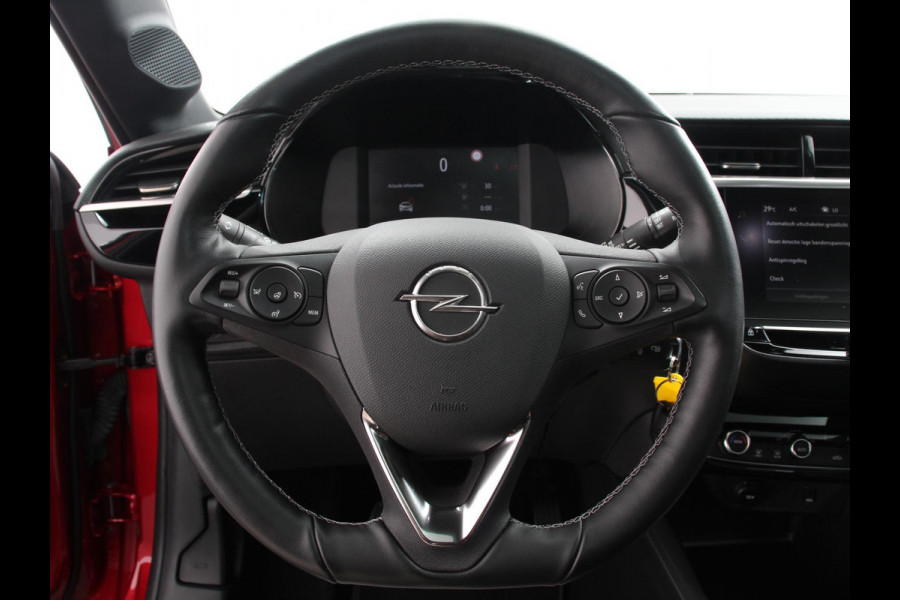 Opel Corsa 1.2 Elegance Sky Climate control Cruise control LED Panoramadak Stuurverwarming Stoelverwarming 360 camera Apple Carplay/ Android Auto