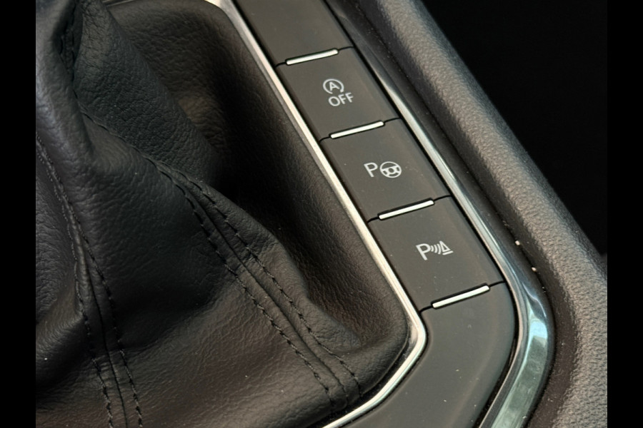 Volkswagen Tiguan 1.5 TSI DSG Elegance IQ light|Elek Trekhaak|Virtual|Camera