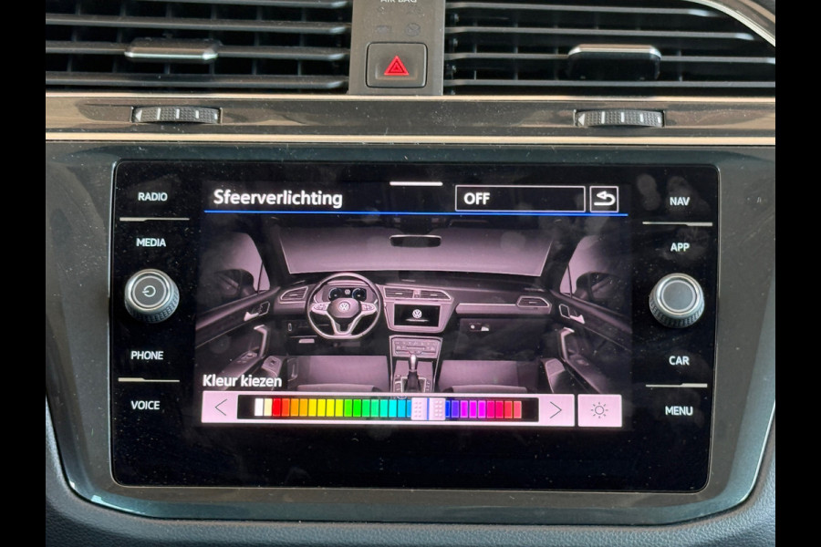 Volkswagen Tiguan 1.5 TSI DSG Elegance IQ light|Elek Trekhaak|Virtual|Camera