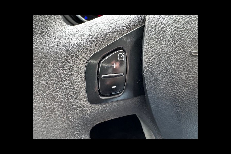 Renault Trafic 2.0 dCi 120 T29 L2 H1 Dubbel Cabine Générique 106.000km 2 Schuifdeuren,Airco,Cruisecontrol,Navigatie