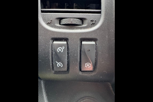 Renault Trafic 2.0 dCi 120 T29 L2 H1 Dubbel Cabine Générique 106.000km 2 Schuifdeuren,Airco,Cruisecontrol,Navigatie