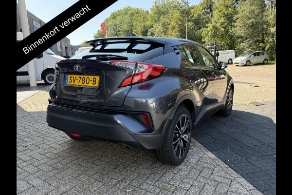 Toyota C-HR 116 PK DYNAMIC URBAN NAVI 1e EIG GARANTIE 6-2028 ! LMV.CLIMA. ADAPTIEF CRUISE CONTROL . KEYLESS ENTRY . ELEKTRISCHE INKLAPBARE SPIEGELS .