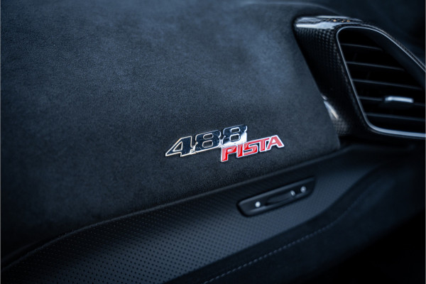 Ferrari 488 3.9 Pista - Lift | Full Carbon Pack | Camera | Dealer O.H.