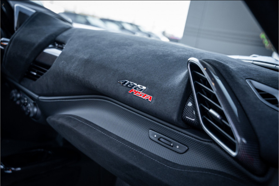 Ferrari 488 3.9 Pista - Lift | Full Carbon Pack | Camera | Dealer O.H.