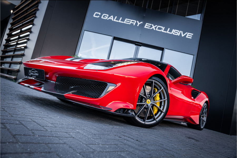 Ferrari 488 3.9 Pista - Lift | Full Carbon Pack | Camera | Dealer O.H.