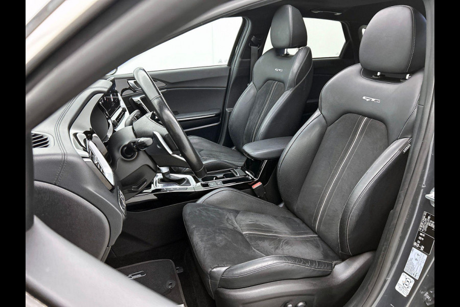 Kia ProCeed 1.4 T-GDI GT-PlusLine Panoramadak Airco ECC Leder/Alcantara Navi Carplay PDC VA + Camera JBL Full LED 18" LM Velgen