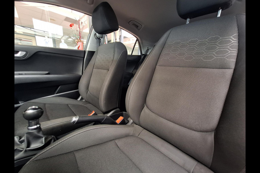 Kia Rio 1.2 DynamicLine | Climate Control | Stoel&Stuurverwarming | Cruise Control | Camera | Navigatie | occasion
