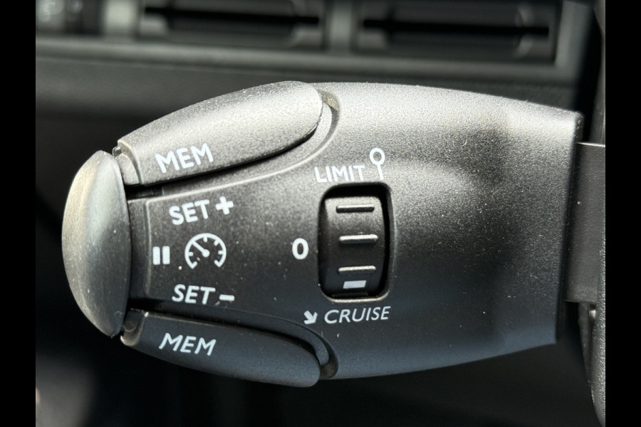 Peugeot 3008 BWJ 2020 | 1.2PT 131PK Executive | CAMERA A | CLIMA | NAVI | PDC | CARPLAY | CRUISE |