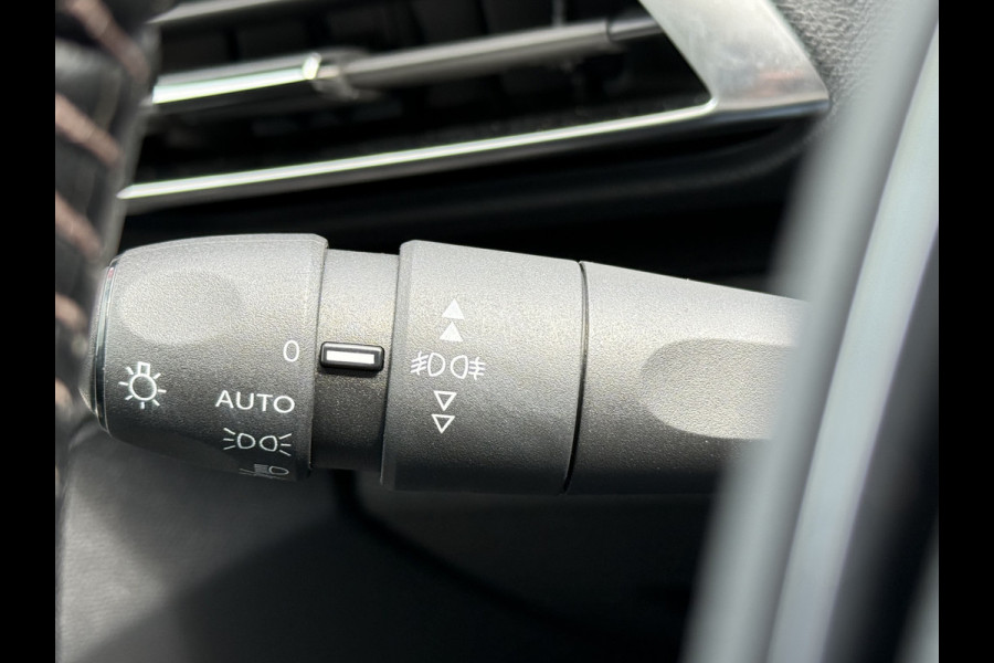 Peugeot 3008 BWJ 2020 | 1.2PT 131PK Executive | CAMERA A | CLIMA | NAVI | PDC | CARPLAY | CRUISE |