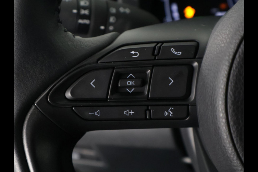 Toyota Yaris Cross 1.5 Hybrid 130 Dynamic Luxury | Stuur- & Stoelverwarming | Apple Carplay & AndroidAUTO | Navigatie |