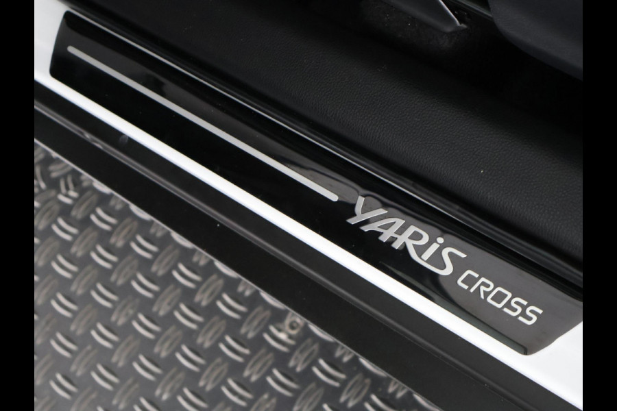 Toyota Yaris Cross 1.5 Hybrid 130 Dynamic Luxury | Stuur- & Stoelverwarming | Apple Carplay & AndroidAUTO | Navigatie |