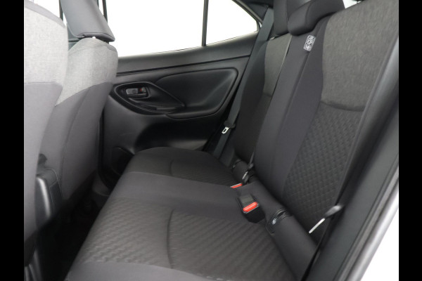 Toyota Yaris Cross 1.5 Hybrid 130 Dynamic Luxury | Stuur- & Stoelverwarming | Apple Carplay & AndroidAUTO | Navigatie |