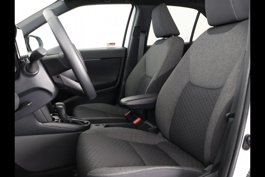 Toyota Yaris Cross 1.5 Hybrid 130 Dynamic Luxury | Stuur- & Stoelverwarming | Apple Carplay & AndroidAUTO | Navigatie |