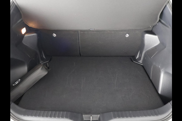 Toyota Yaris Cross 1.5 Hybrid 130 Dynamic Luxury | Stuur- & Stoelverwarming | Apple Carplay & AndroidAUTO | Navigatie |