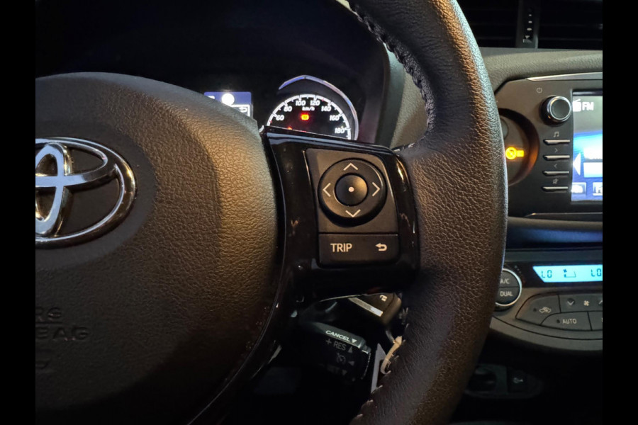 Toyota Yaris 1.5 Hybrid Active Full Option Automaat