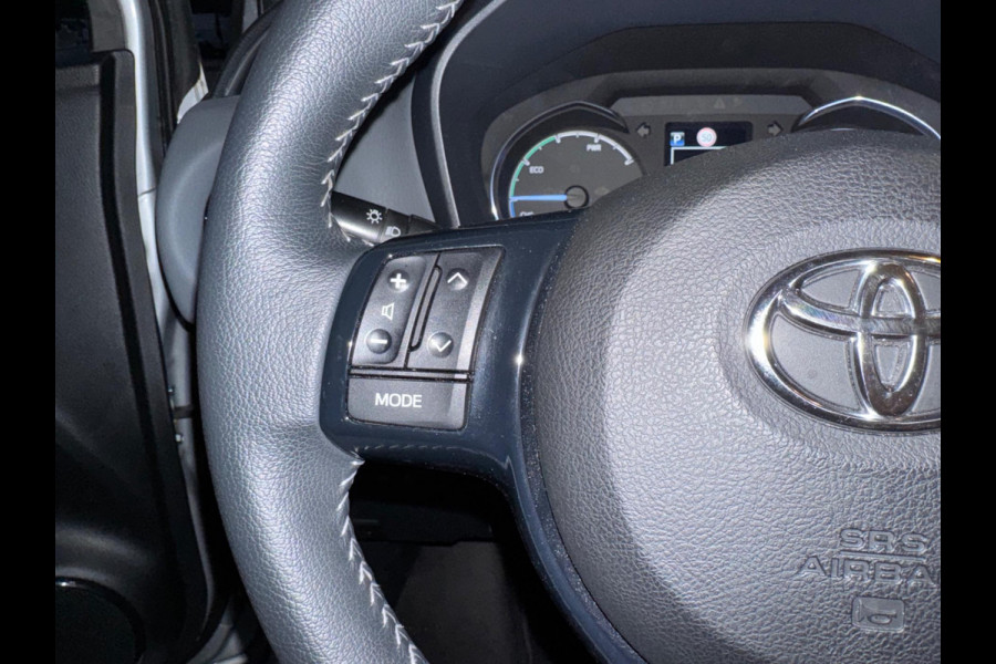 Toyota Yaris 1.5 Hybrid Active Full Option Automaat