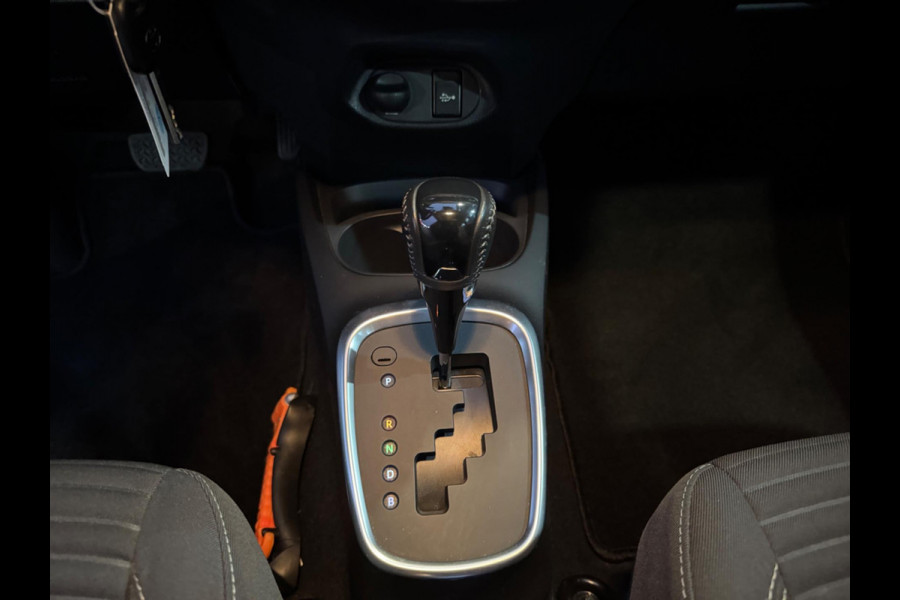 Toyota Yaris 1.5 Hybrid Active Full Option Automaat