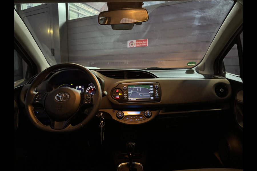 Toyota Yaris 1.5 Hybrid Active Full Option Automaat