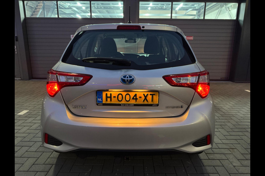 Toyota Yaris 1.5 Hybrid Active Full Option Automaat
