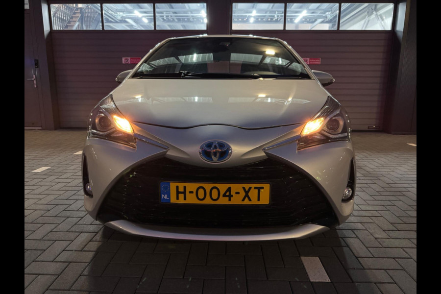 Toyota Yaris 1.5 Hybrid Active Full Option Automaat